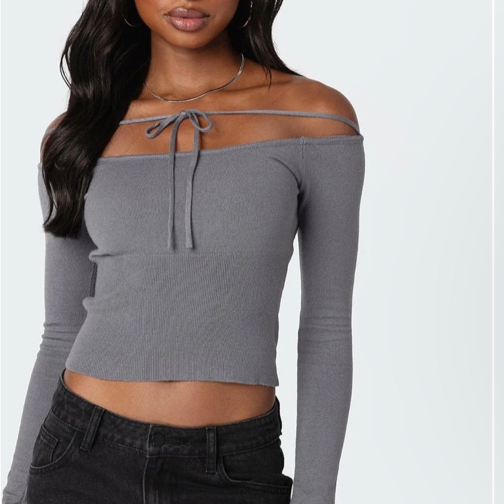 Trendy Off-Shoulder Gray Top